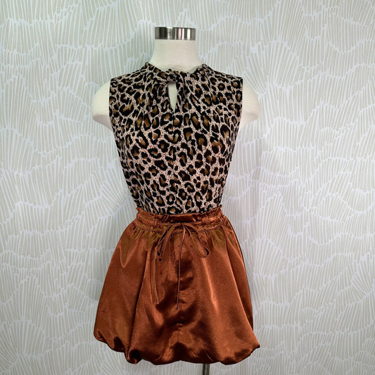 Twisted leopard blouse