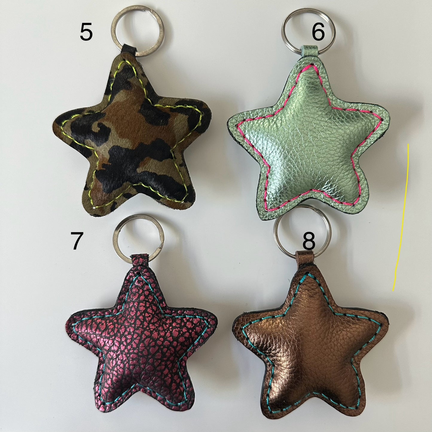 Leather star keychain