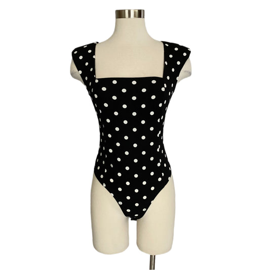 Padded shoulder polkadot bodysuit