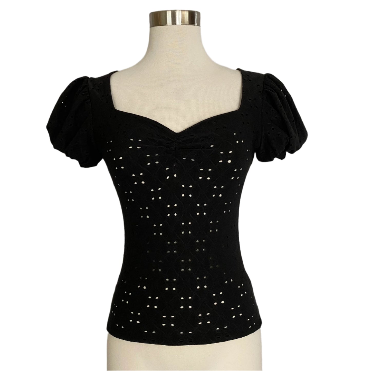 Eyelet puff sleeve top