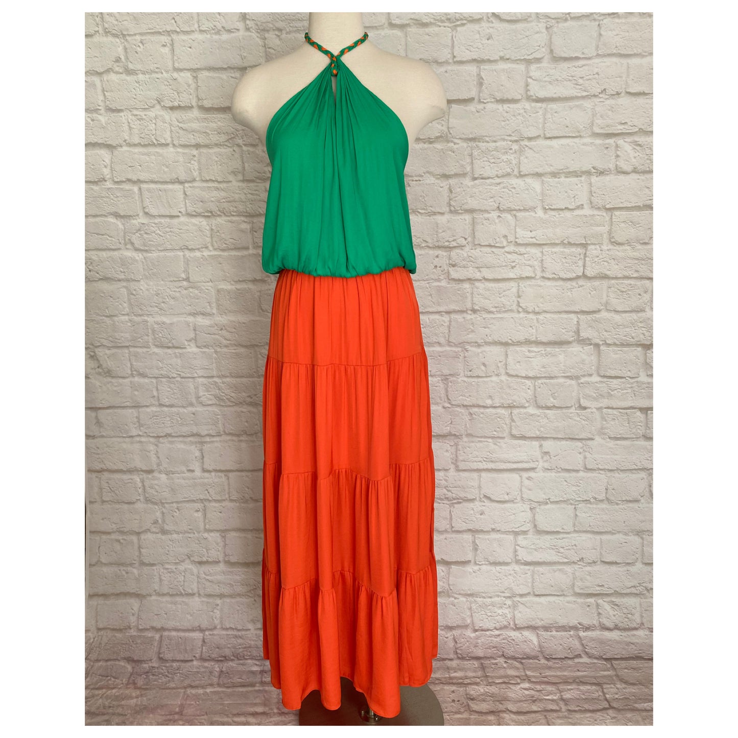 Solid tiered maxi skirt